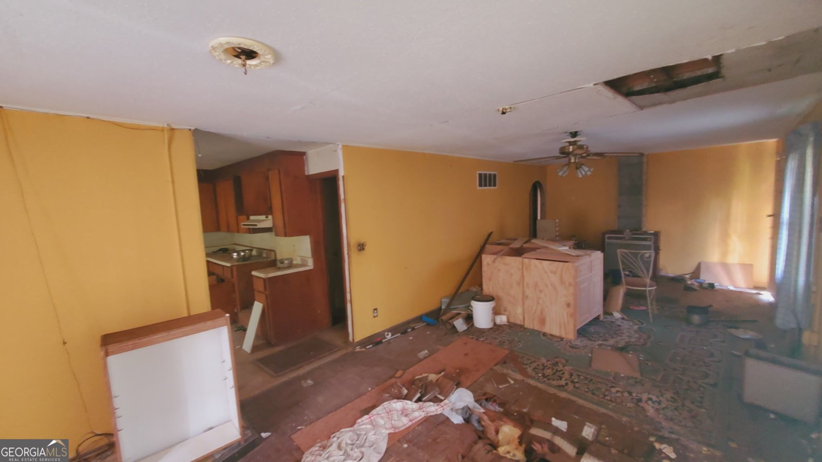 1301 Lakeview Drive Macon - Photo 9