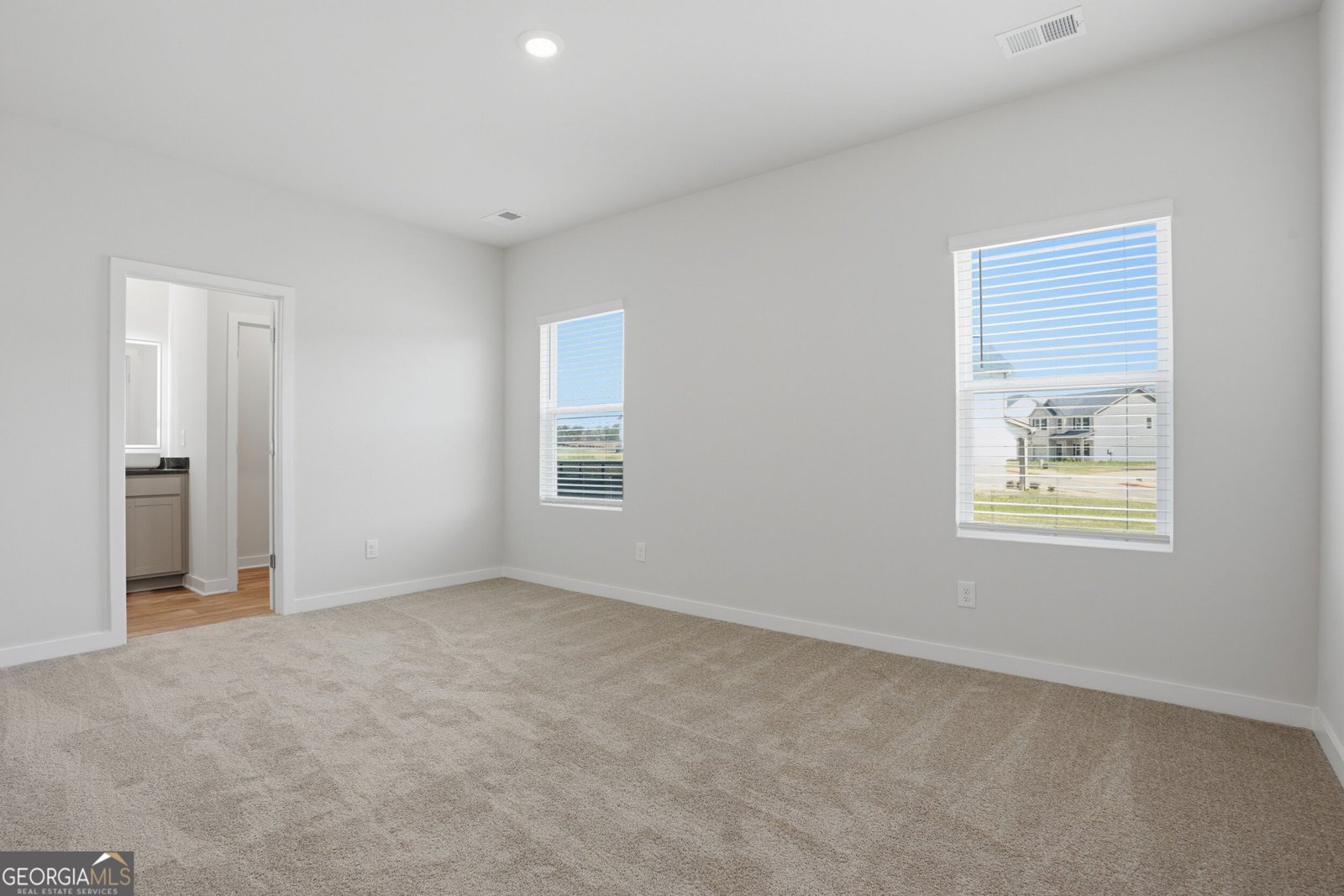 1112 DICKENS Road Greensboro - Photo 10