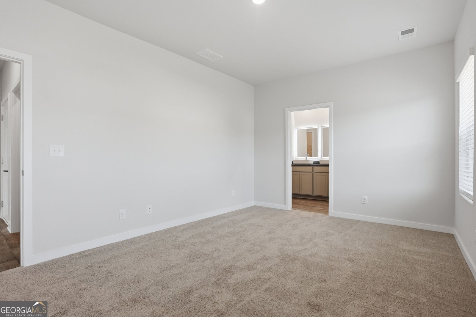 1112 DICKENS Road Greensboro - Photo 11