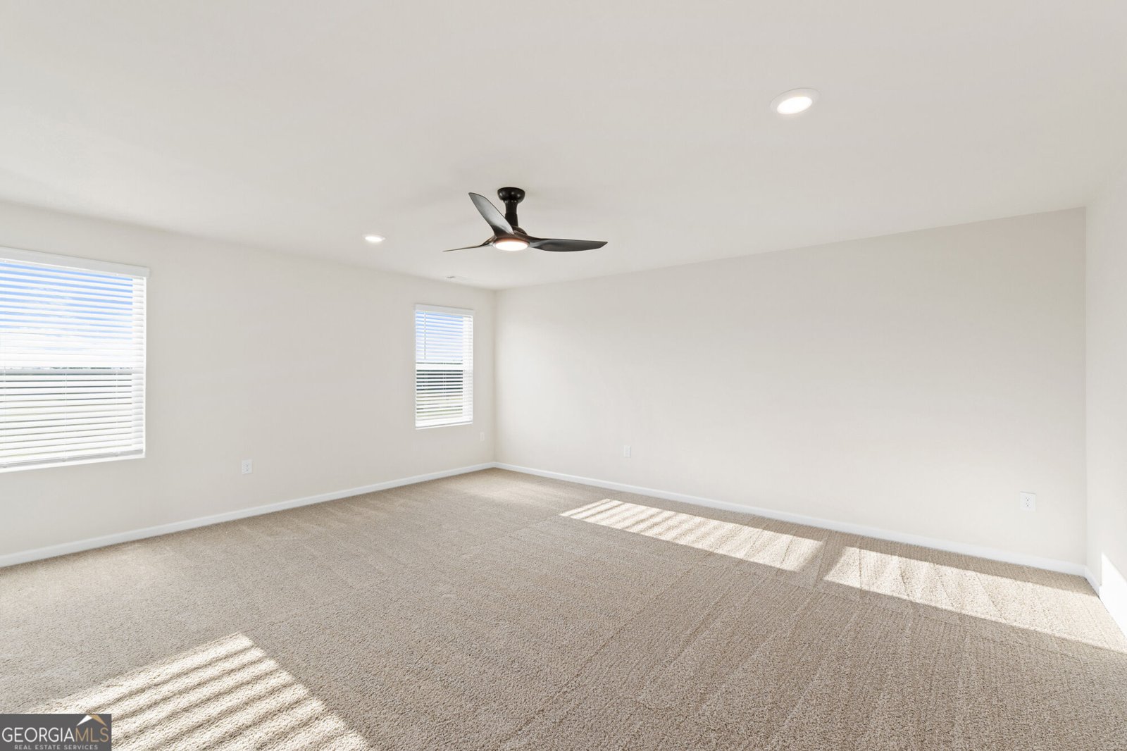 1184 DICKENS Road Greensboro - Photo 11