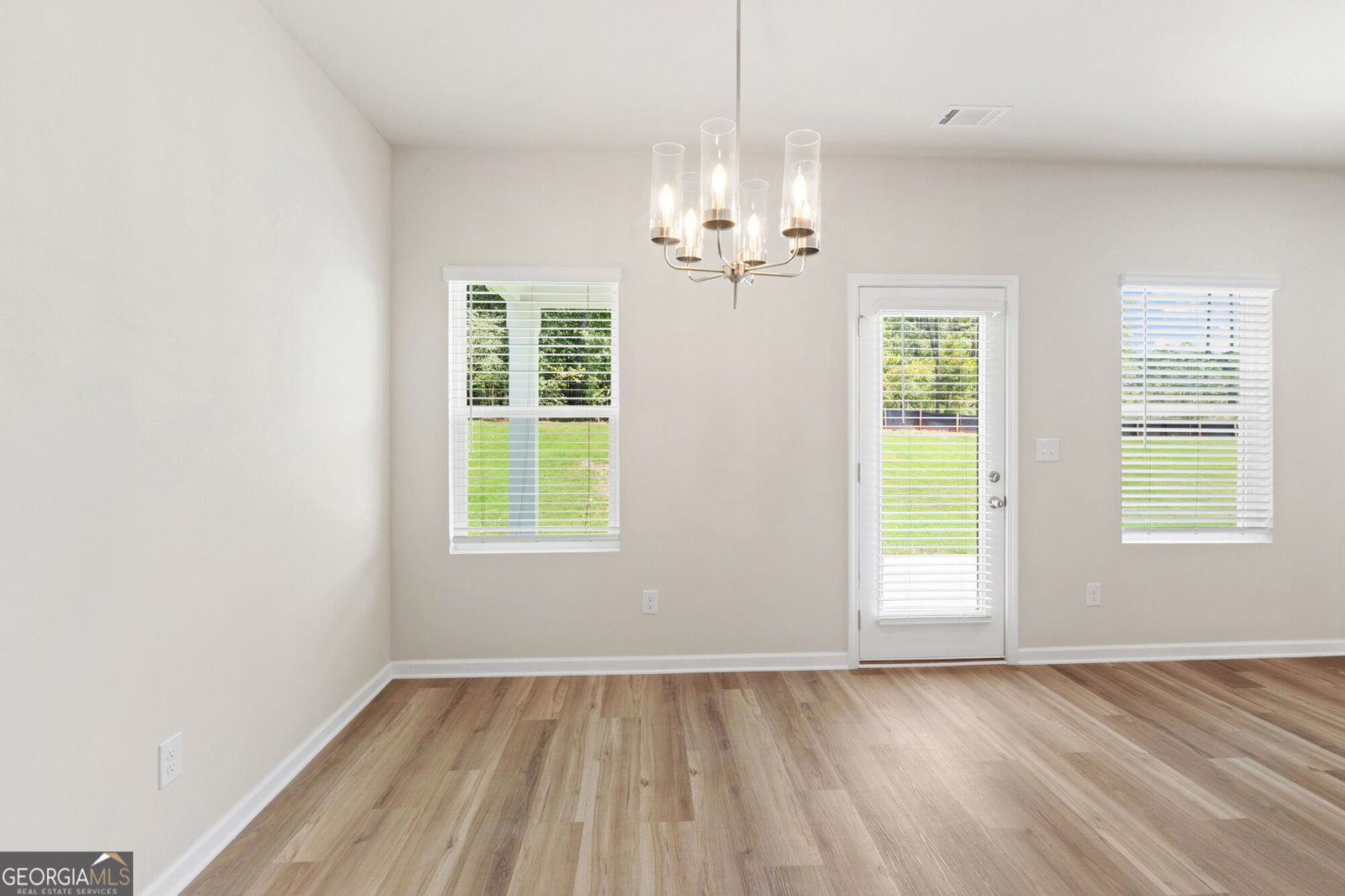 1189 DICKENS Road Greensboro - Photo 10