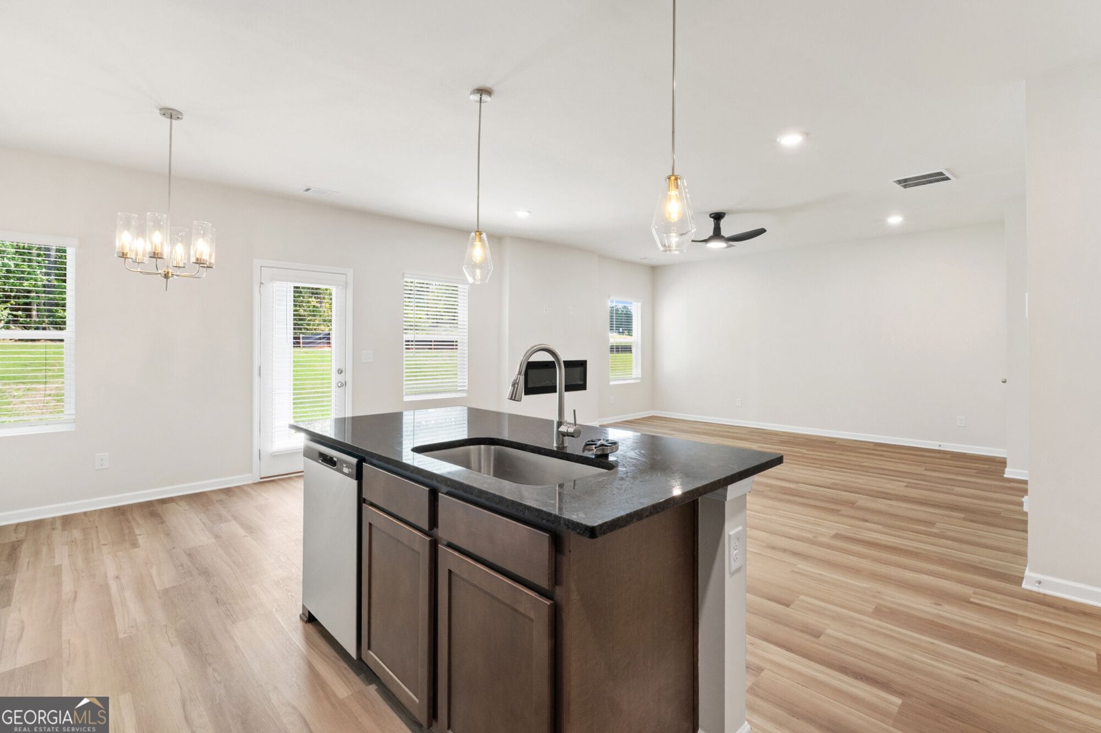 1189 DICKENS Road Greensboro - Photo 9