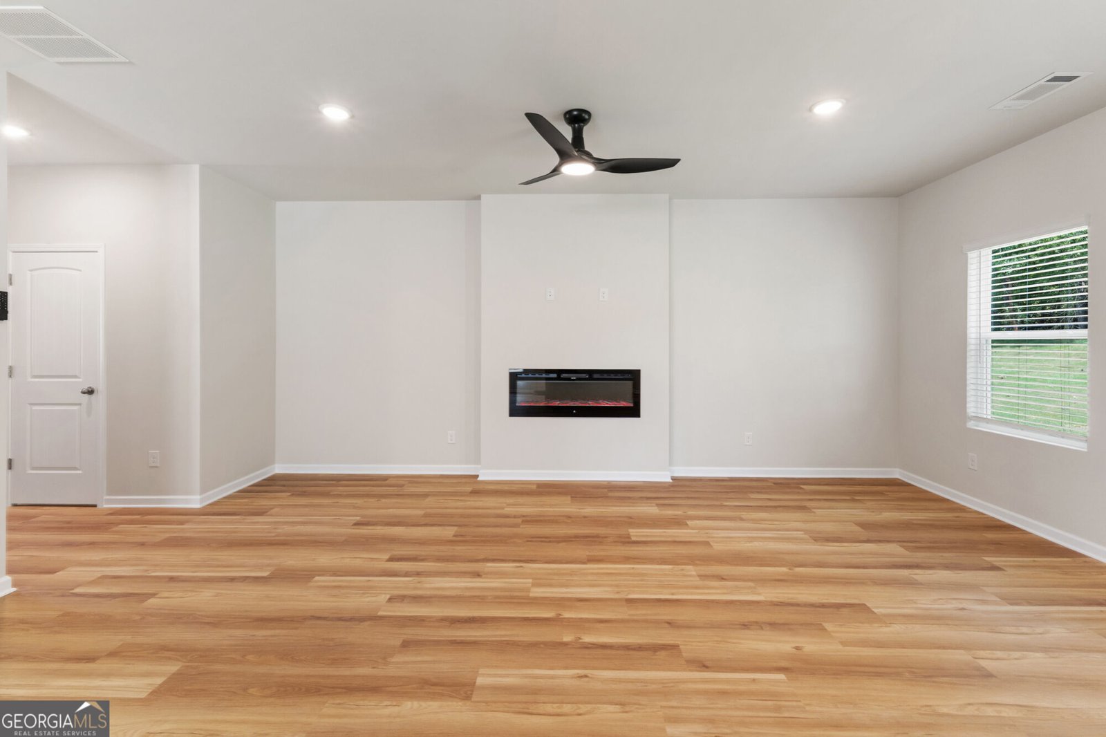 1199 DICKENS Road Greensboro - Photo 23