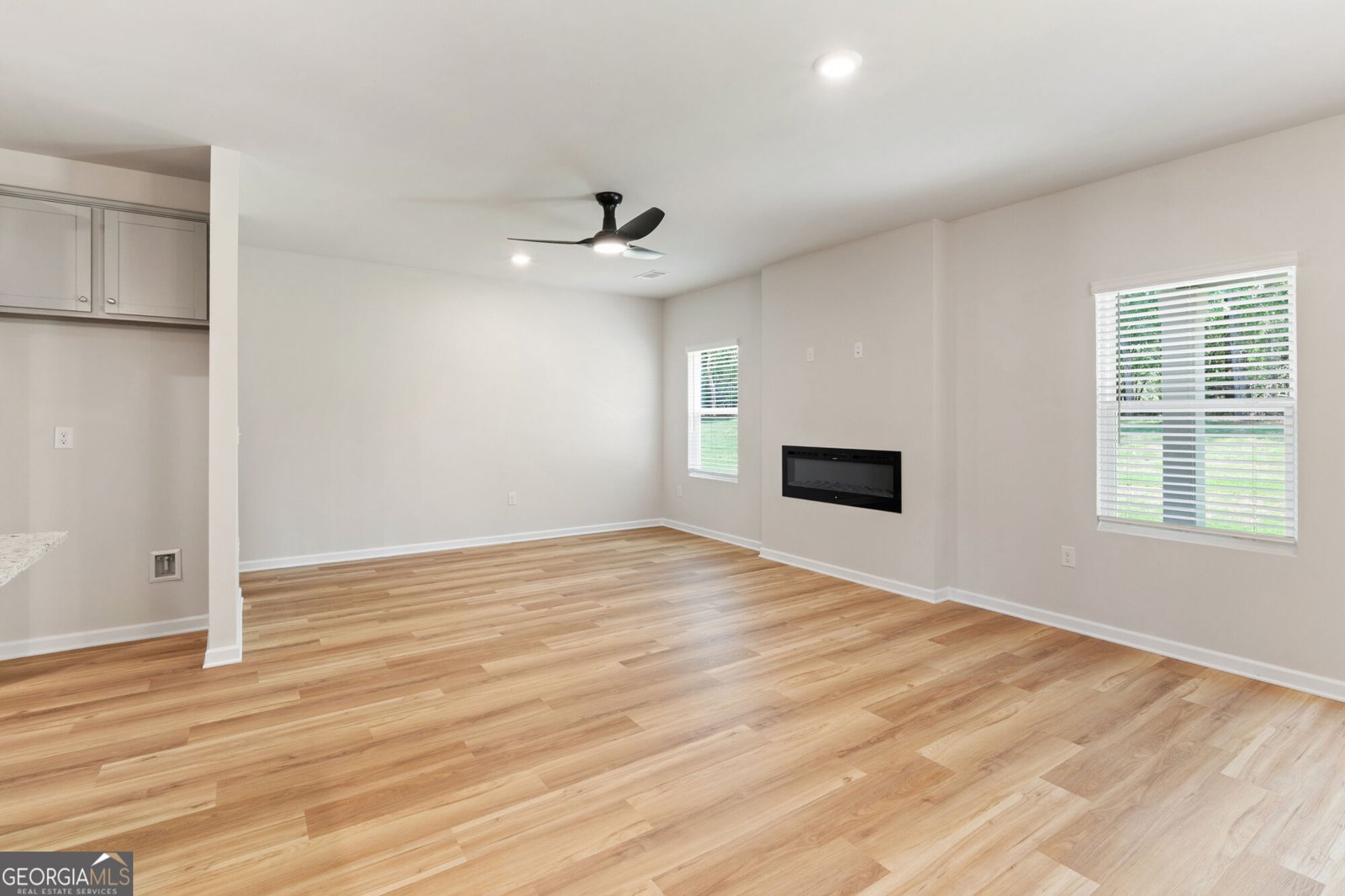 1209 DICKENS Road Greensboro - Photo 2