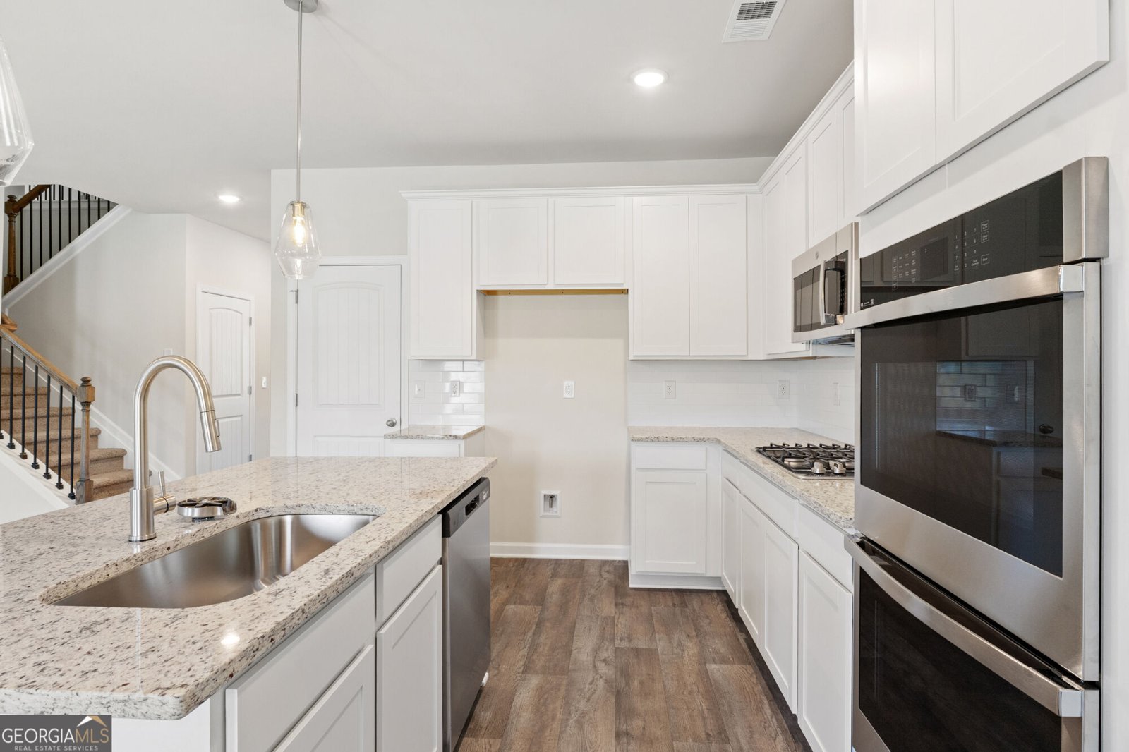 1149 DICKENS Road Greensboro - Photo 7