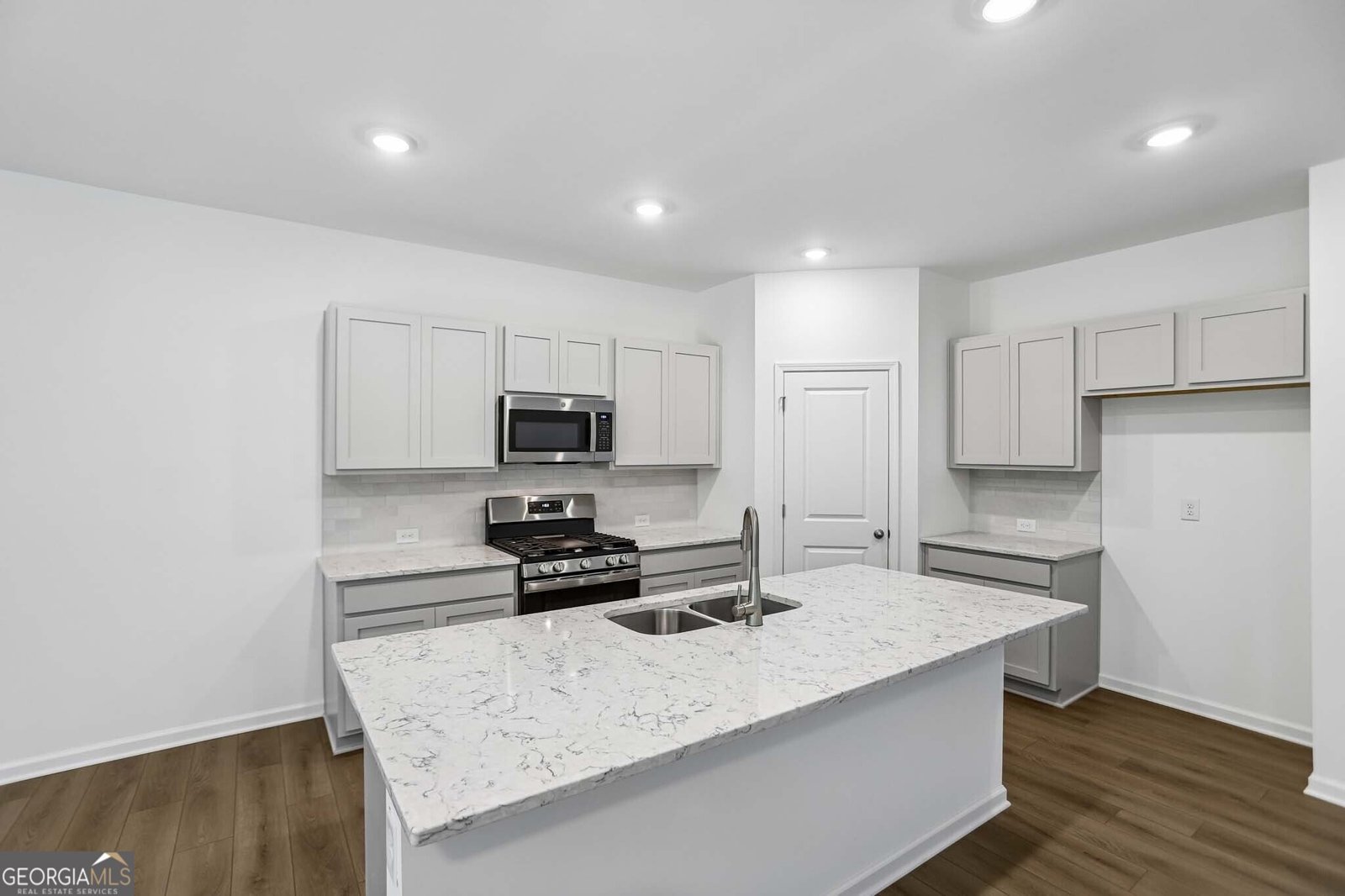 5344 Heron Bay Boulevard Locust Grove - Photo 9