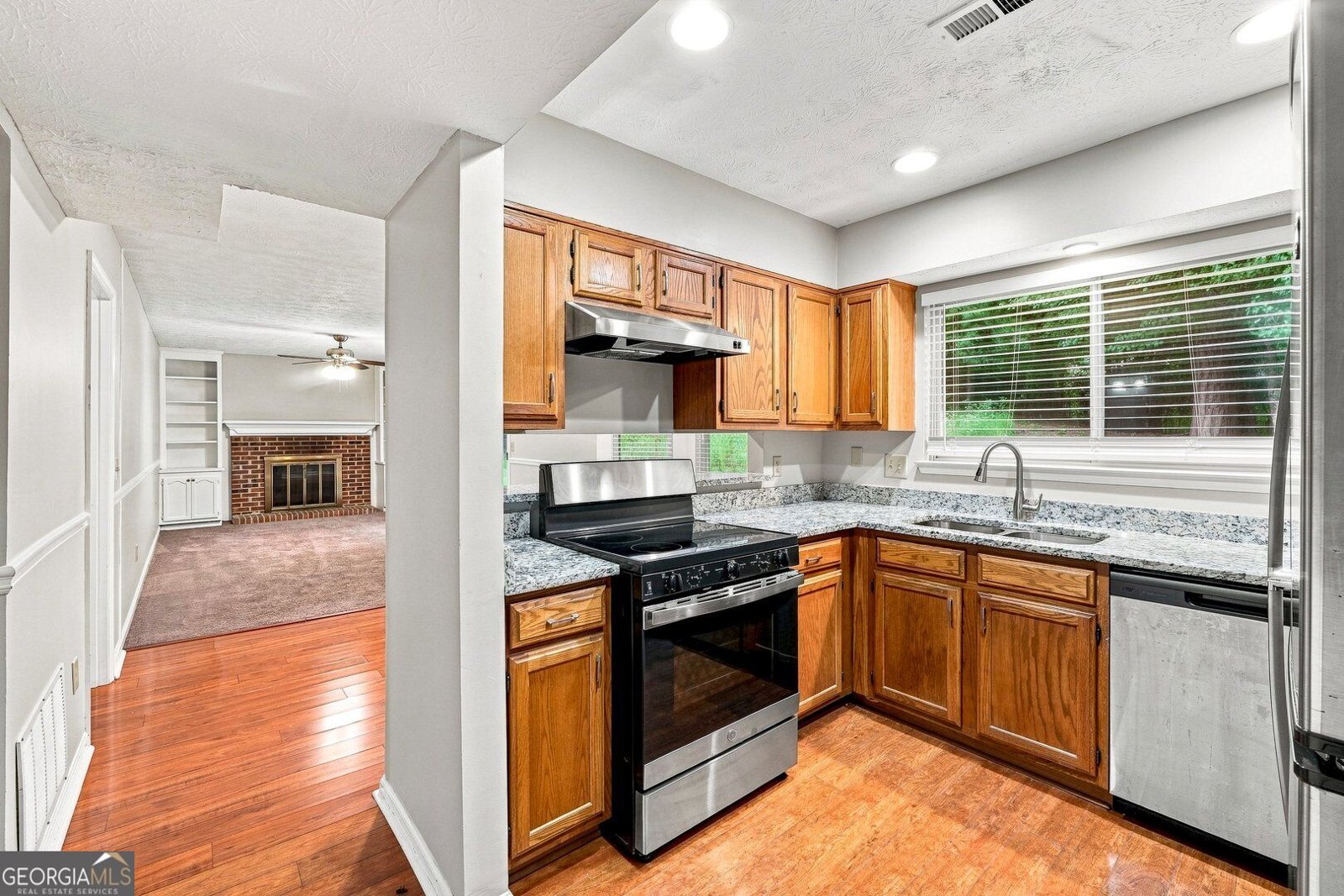 10450 Summer Creek Drive Johns Creek - Photo 13