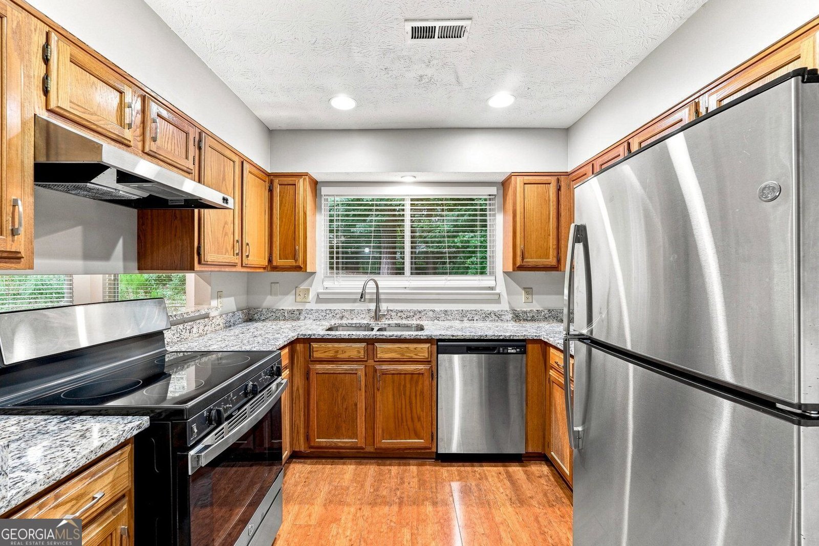 10450 Summer Creek Drive Johns Creek - Photo 14