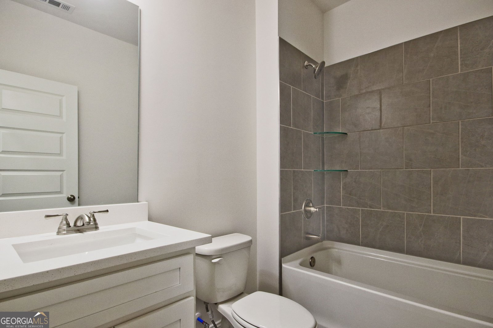 5592 Keswick Drive Flowery Branch - Photo 17