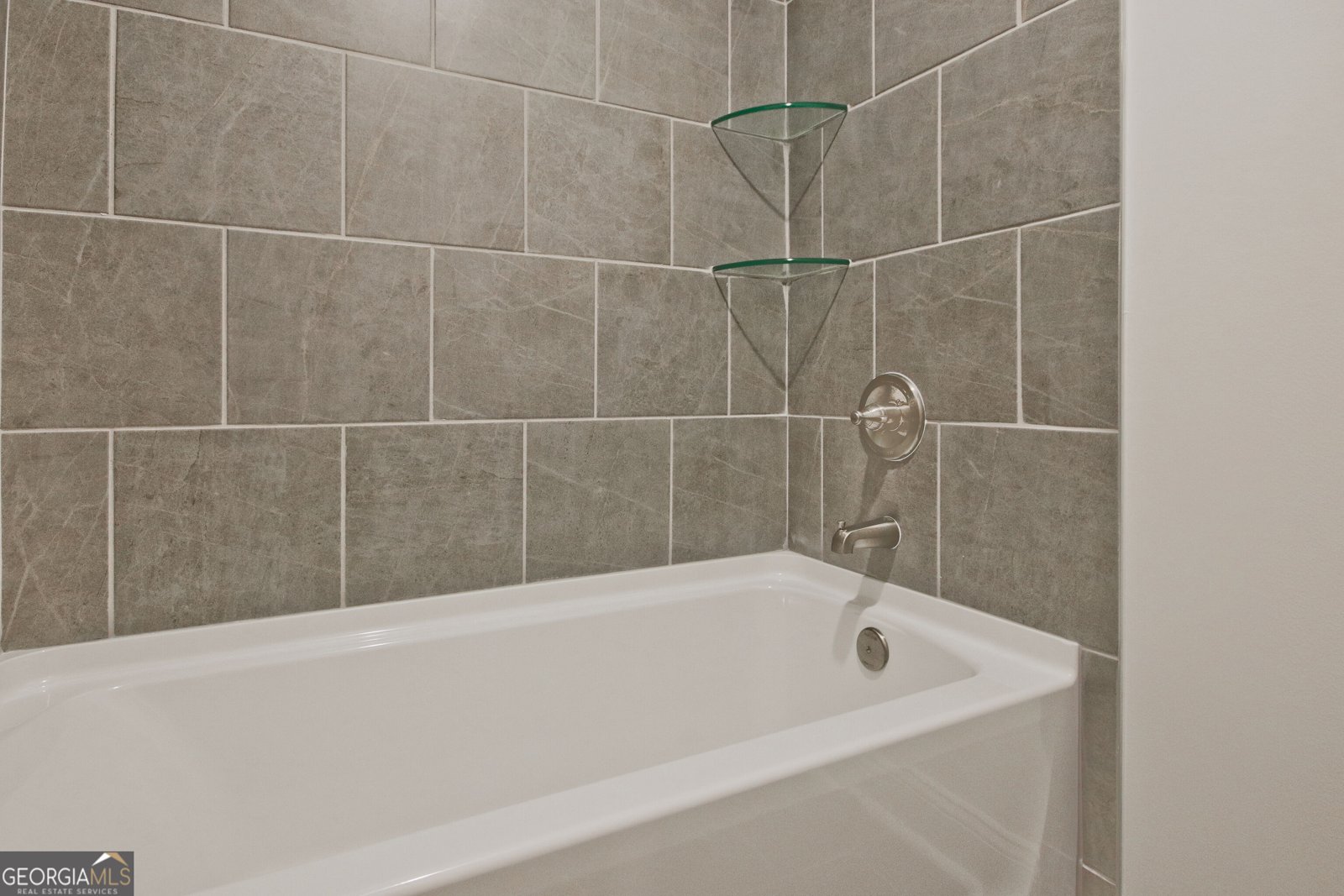 5592 Keswick Drive Flowery Branch - Photo 33