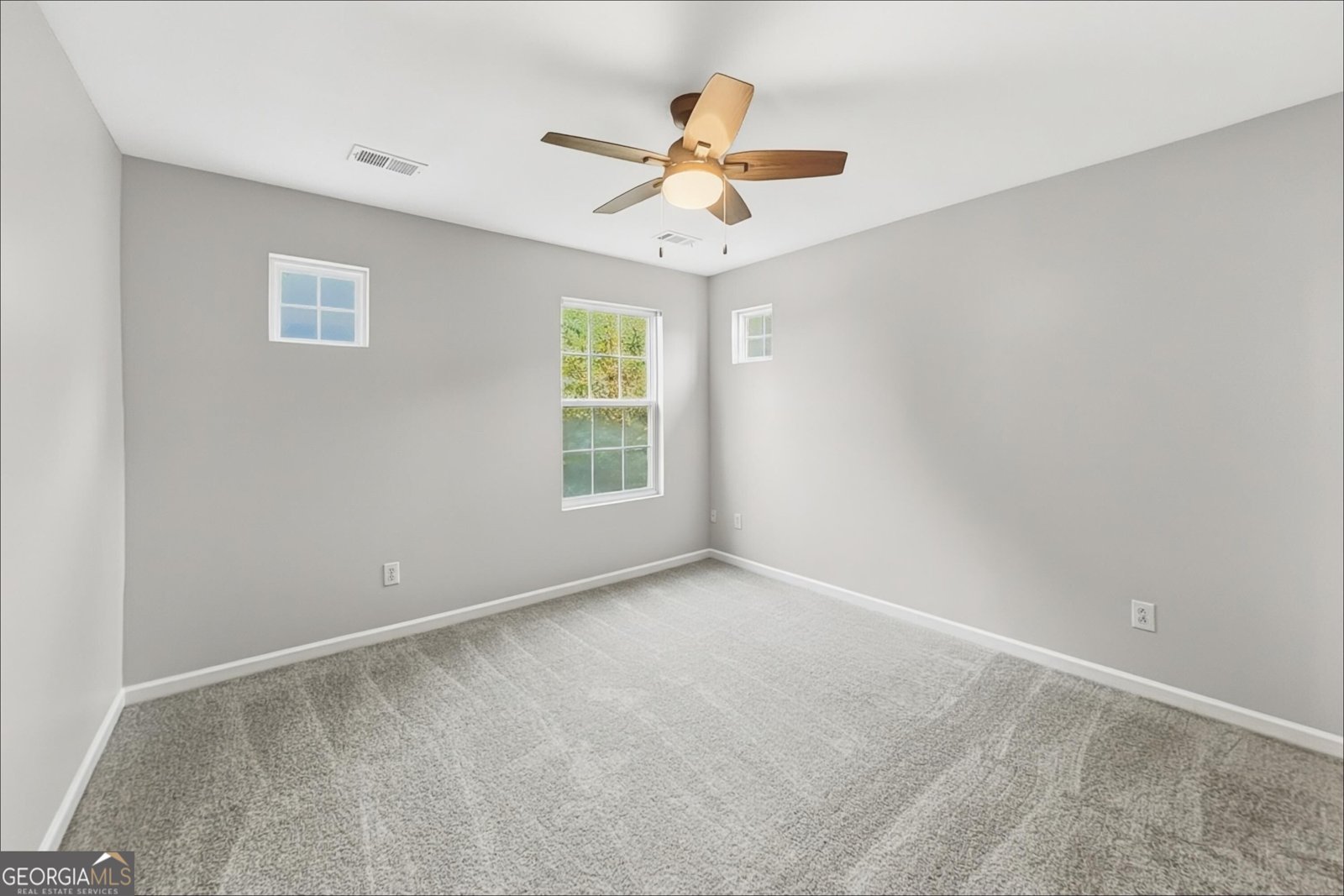 296 Hiawassee Drive Woodstock - Photo 9