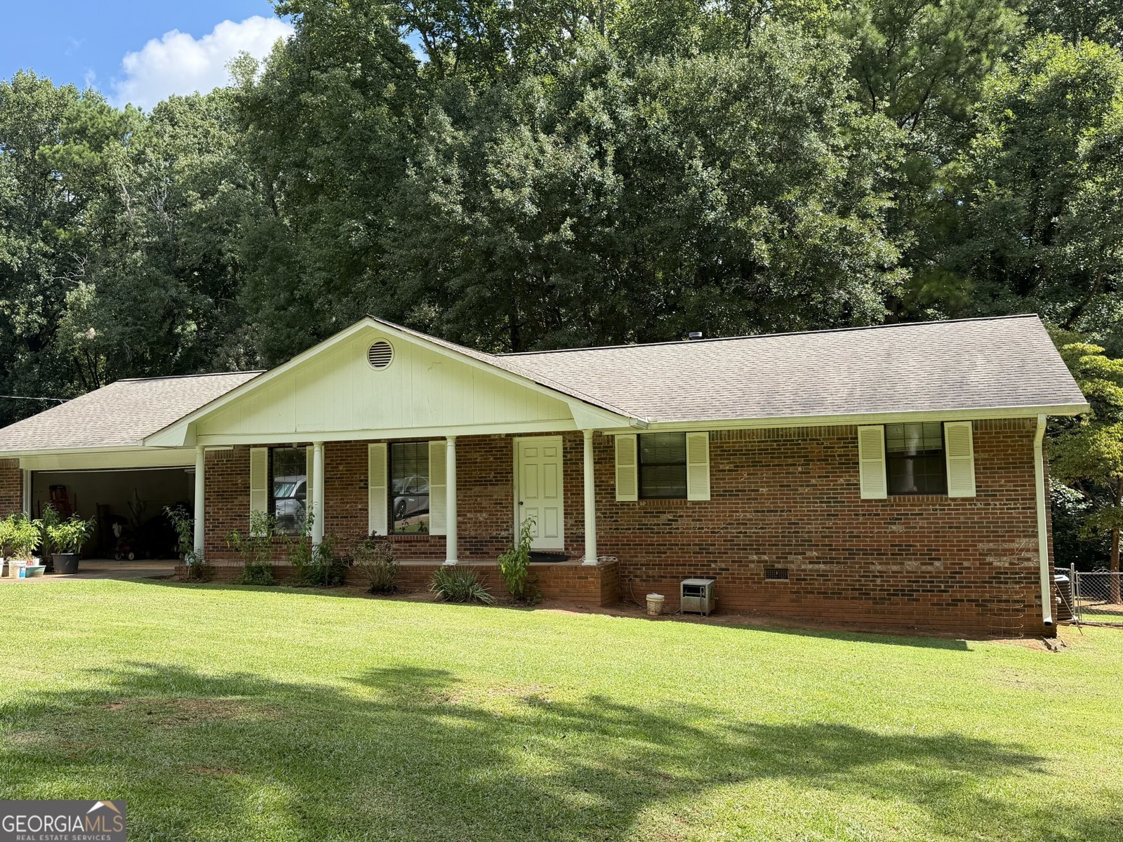 131 Meadow Ridge Drive Stockbridge - main photo