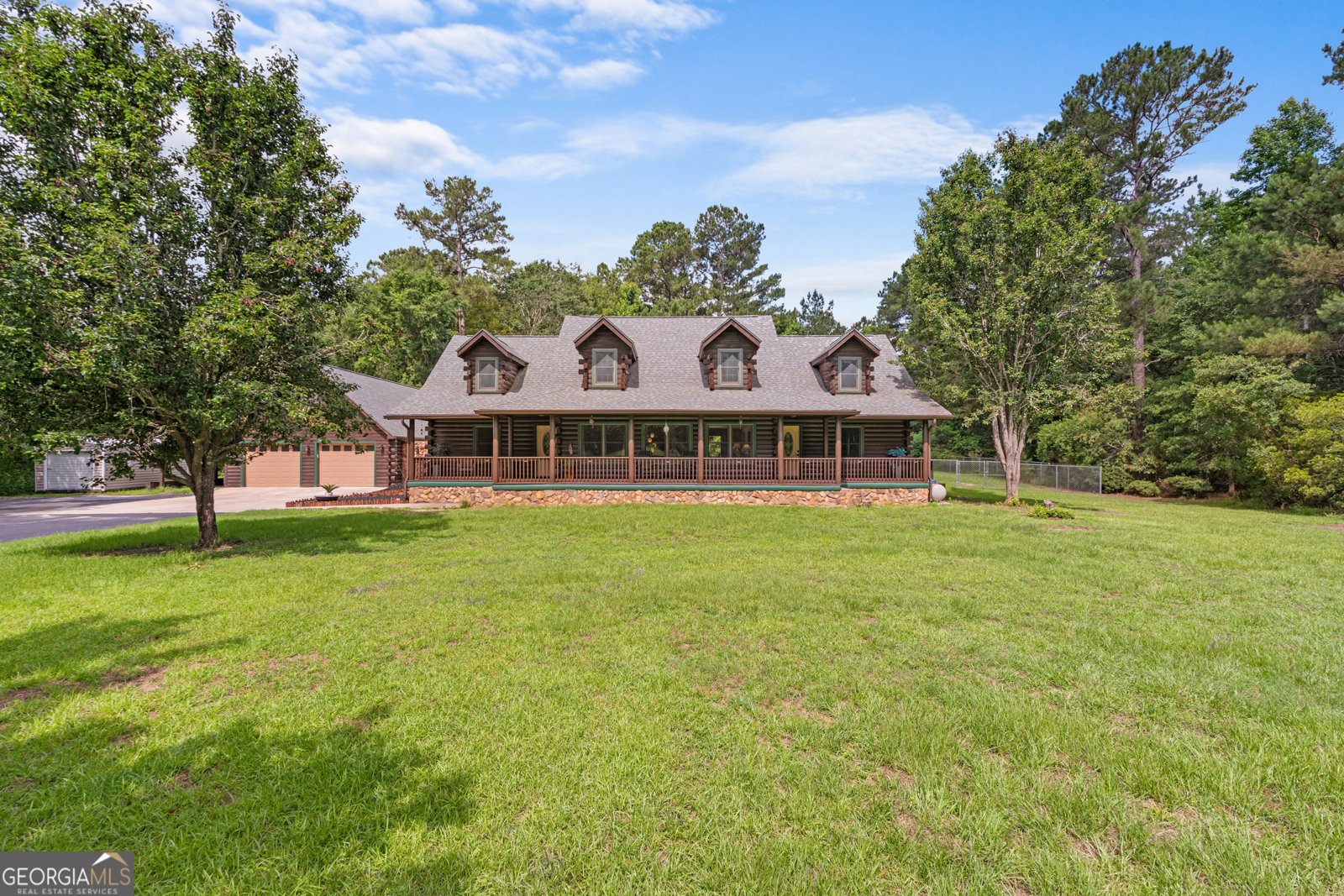 817 Lakeview Road Statesboro - main photo
