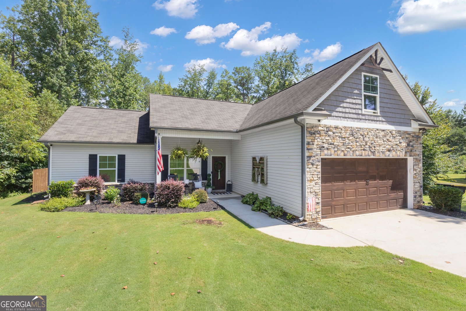 43 Hilltop Place Newnan - main photo