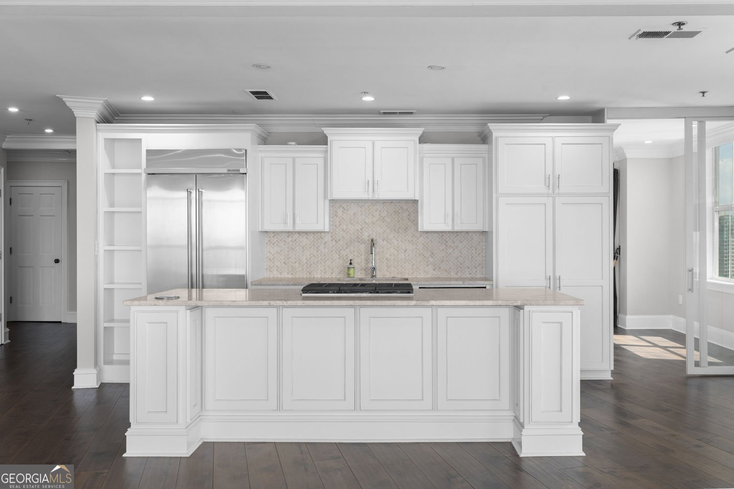 2881 Peachtree Road Atlanta - main photo
