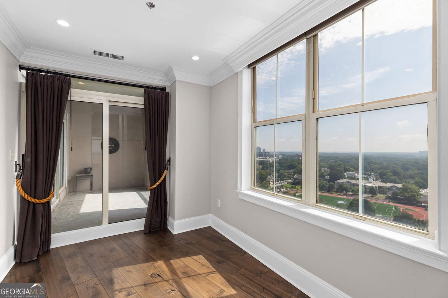 2881 Peachtree Road Atlanta - Photo 32
