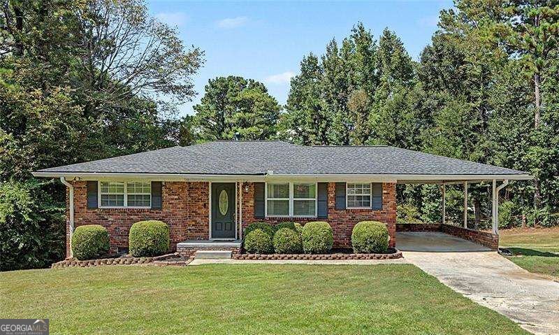 141 Cooper Lake Road Mableton - main photo