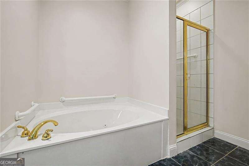 5004 Lexington Drive Roswell - Photo 14