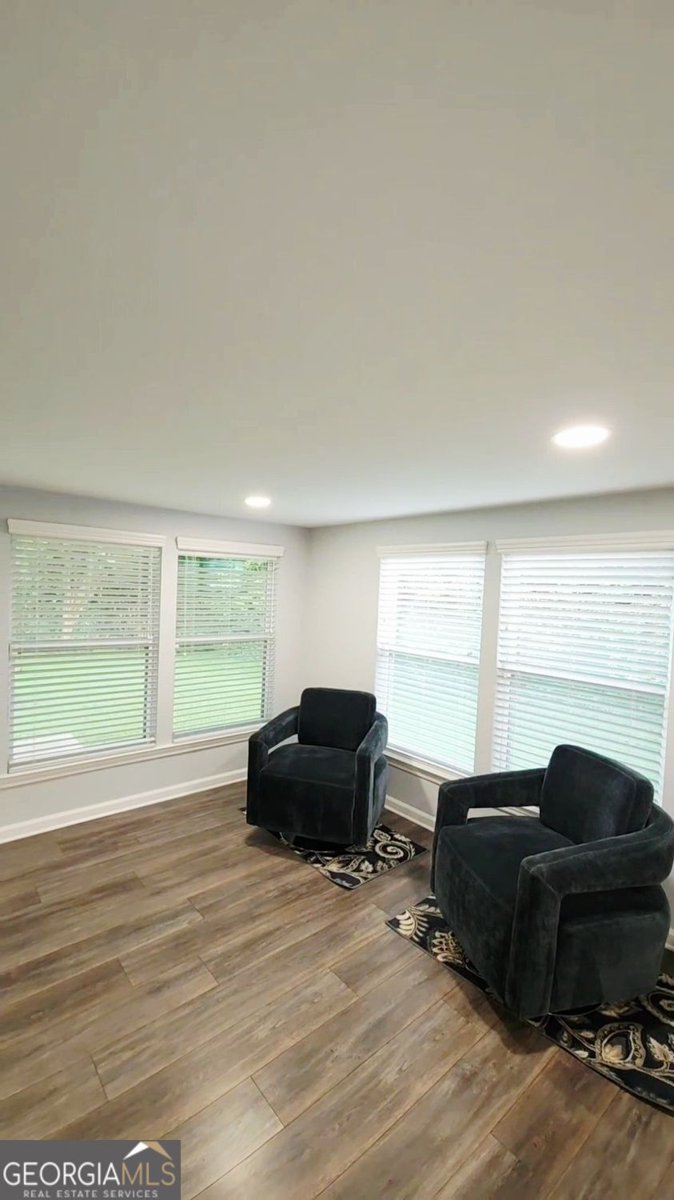 4058 Sweetbriar Lane Forest Park - Photo 6