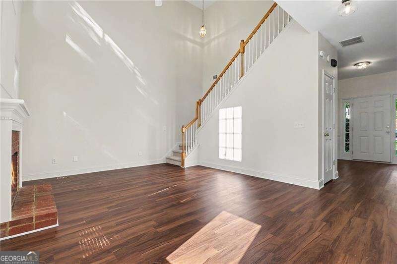 3060 Winston Terrace Court Alpharetta - Photo 11