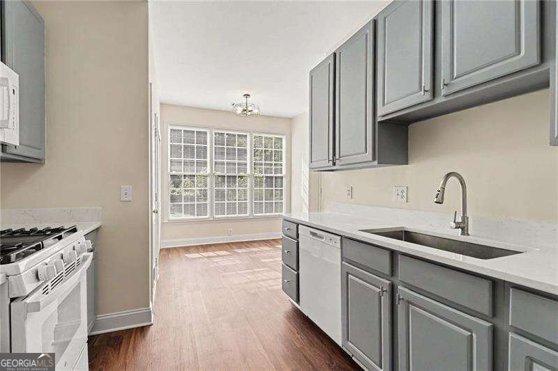 3060 Winston Terrace Court Alpharetta - Photo 14