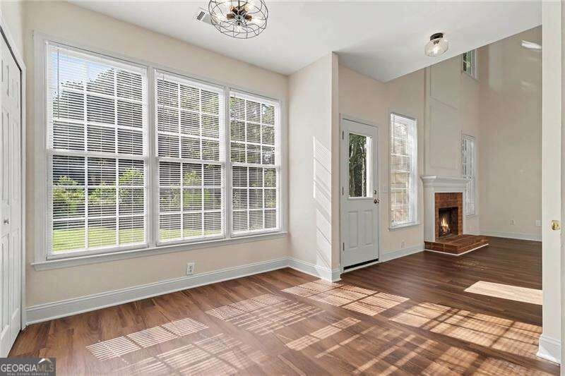 3060 Winston Terrace Court Alpharetta - Photo 9