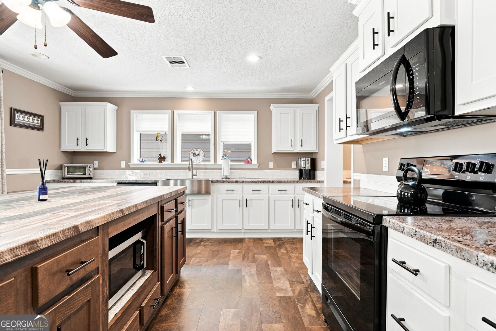 657 Barnes Mountain Road Ellijay - Photo 8