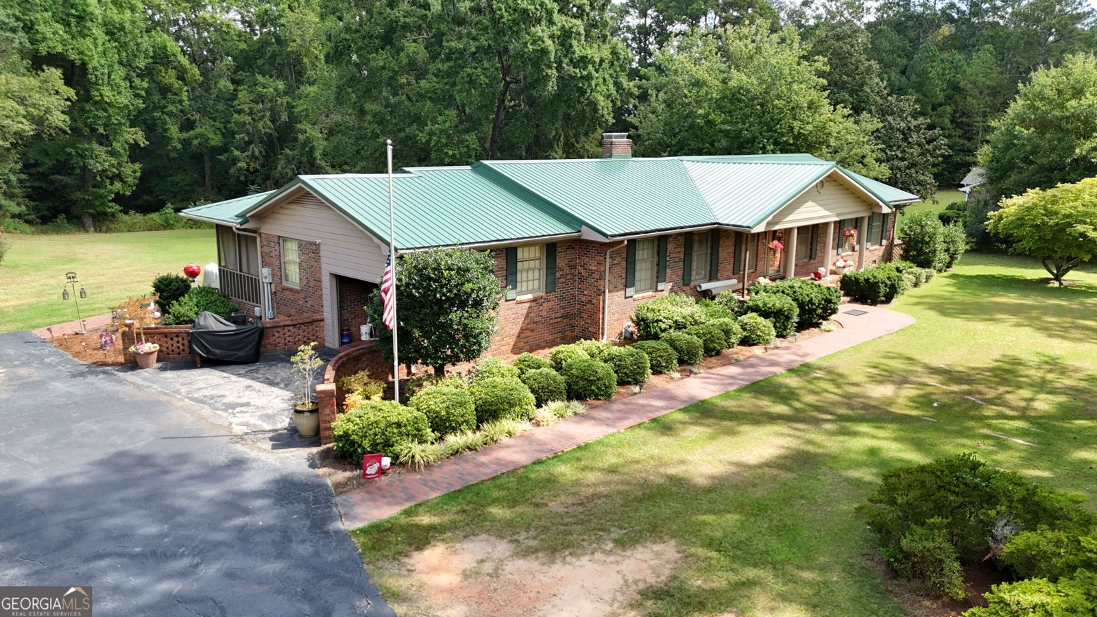 1336 Calhoun Falls Highway Elberton - main photo