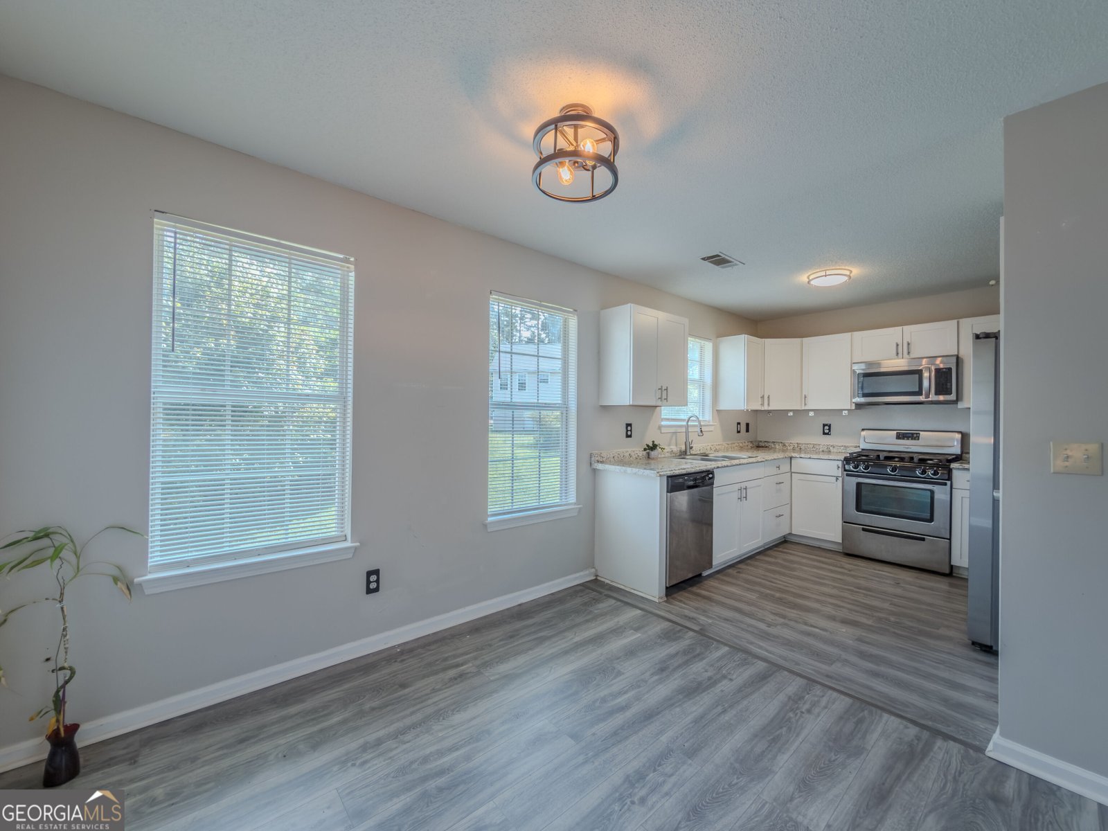 6196 Idlewood Circle Lithonia - Photo 7