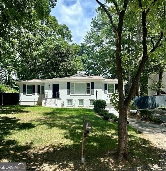 1821 Fernwood Road Atlanta - main photo