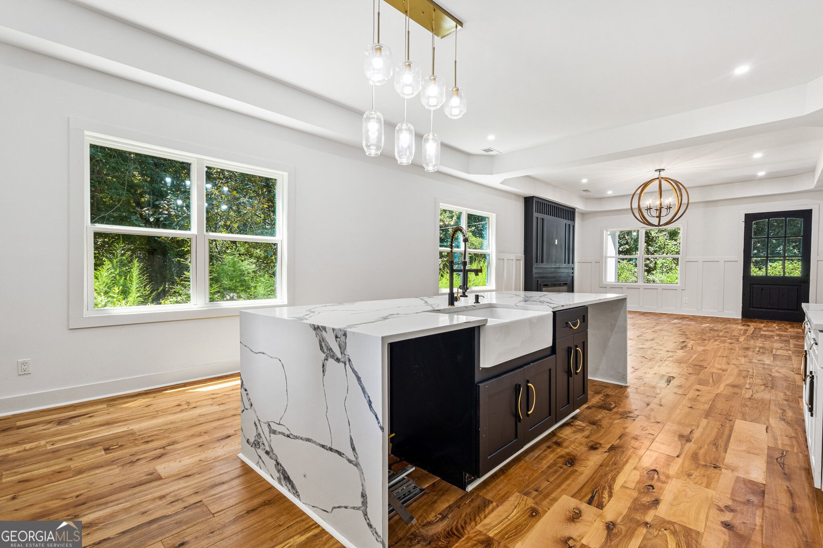 6465 Yacht Club Road Flowery Branch - Photo 10