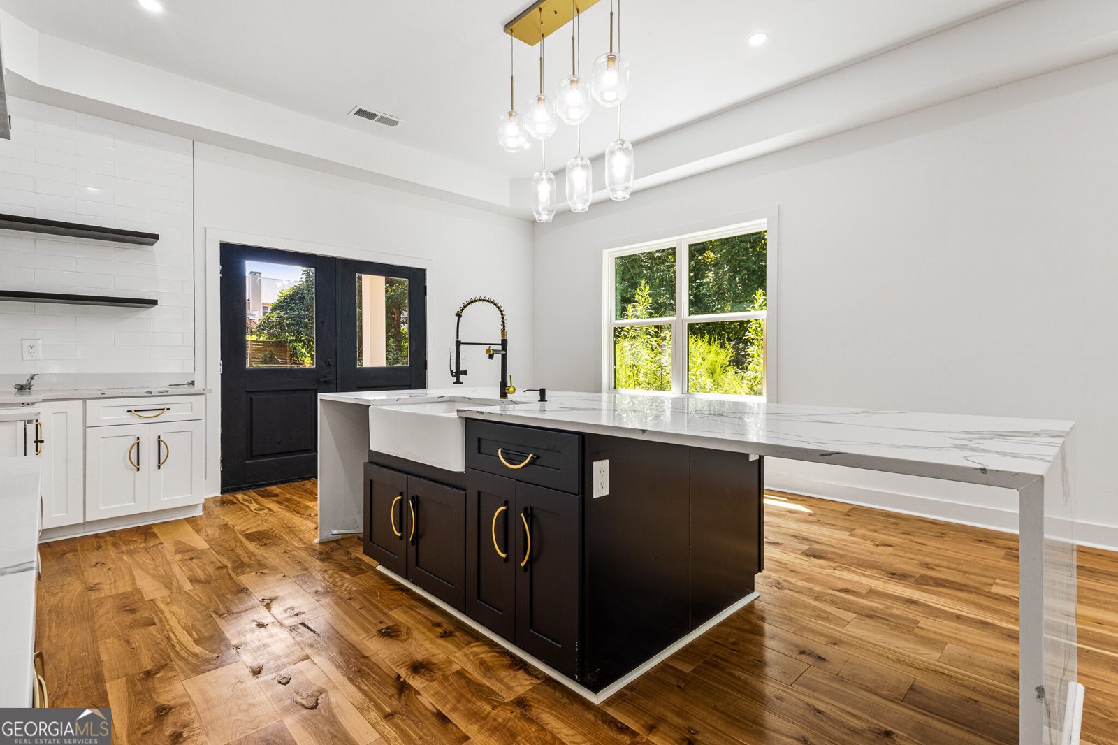 6465 Yacht Club Road Flowery Branch - Photo 11