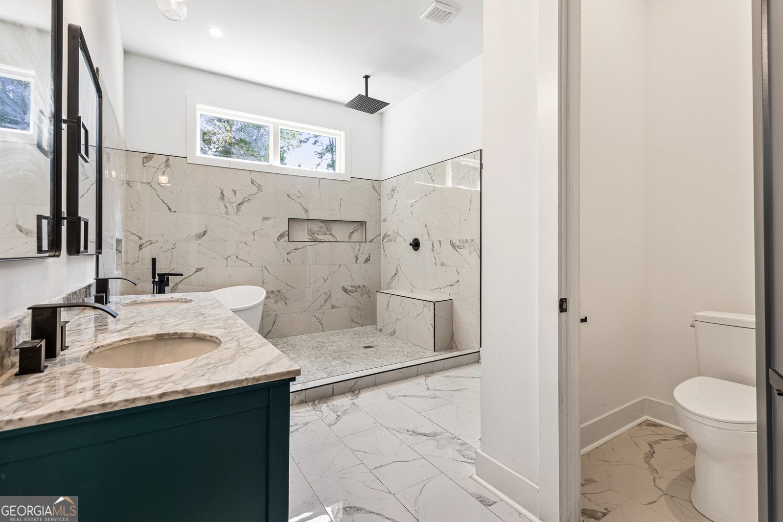 6465 Yacht Club Road Flowery Branch - Photo 24