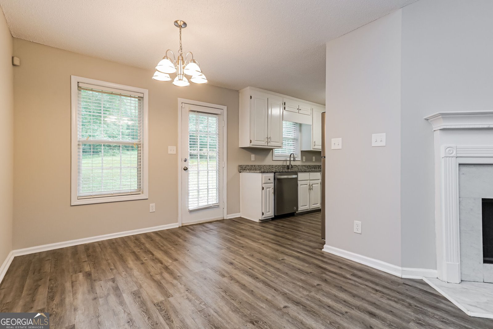 1235 Browns Country Lane Locust Grove - Photo 7
