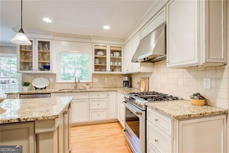 635 Winding Creek Court Sandy Springs - Photo 6