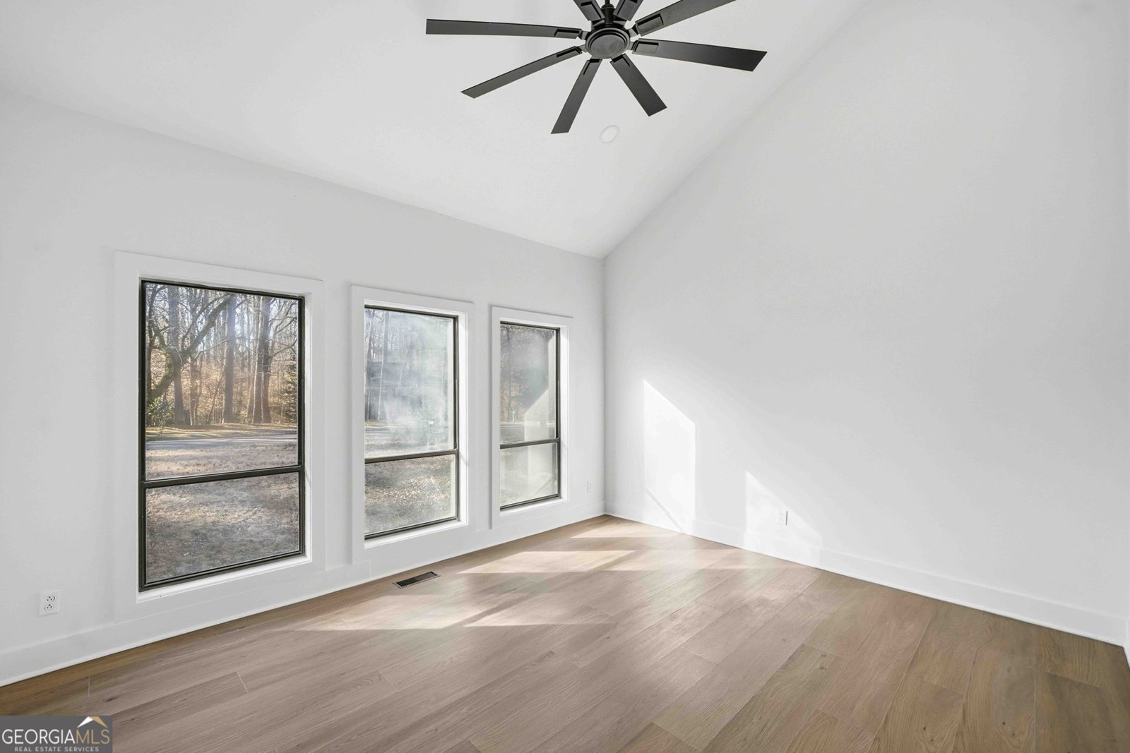 8975 Martin Road Roswell - Photo 11