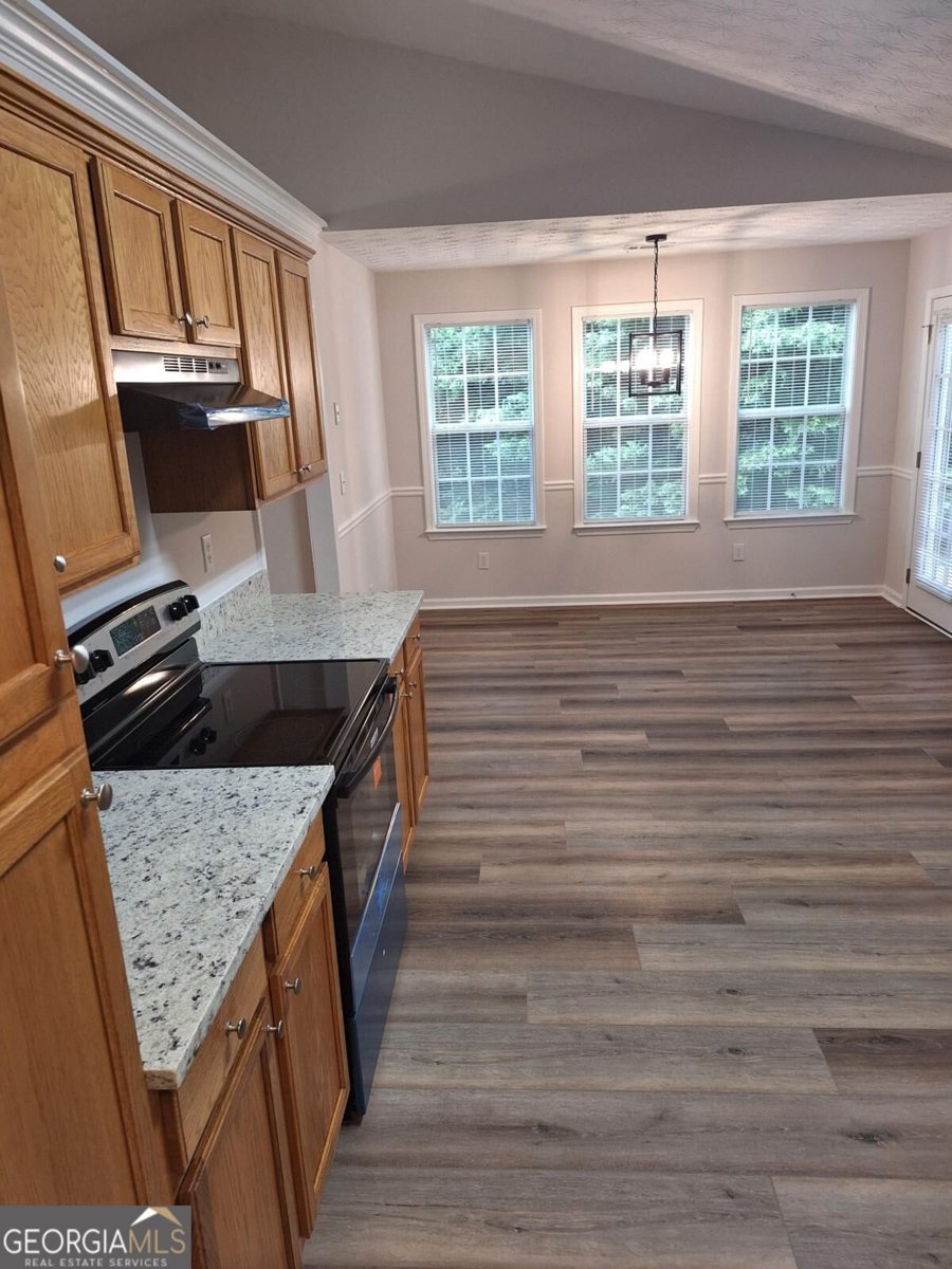 215 Oak Hill Drive Covington - Photo 7