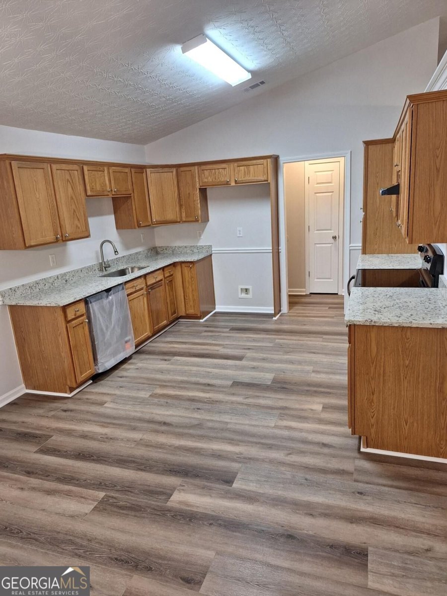 215 Oak Hill Drive Covington - Photo 9