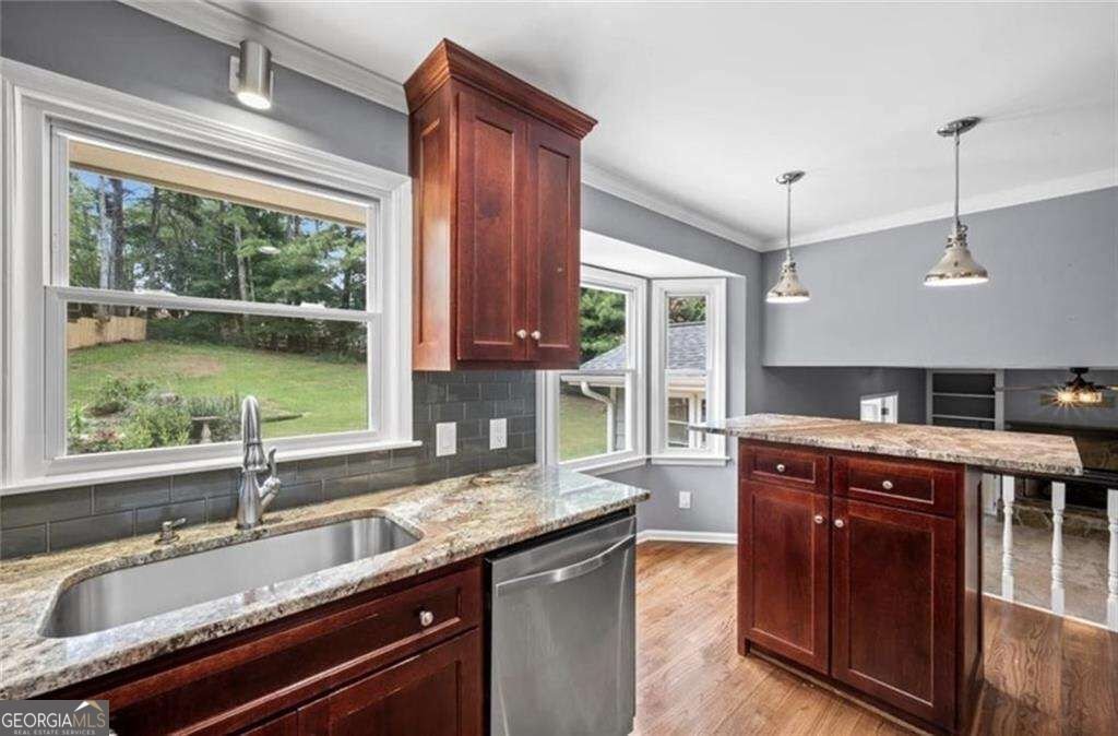 392 Heritage Lane Alpharetta - Photo 7