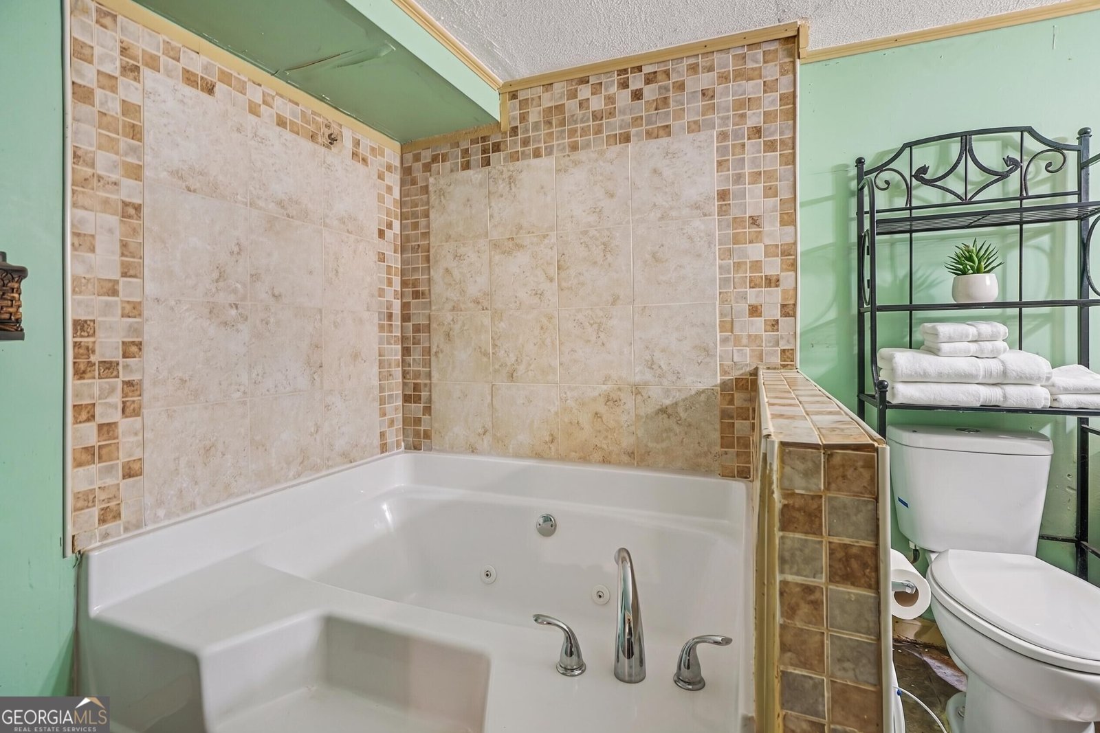 5228 Tina Court Stone Mountain - Photo 11