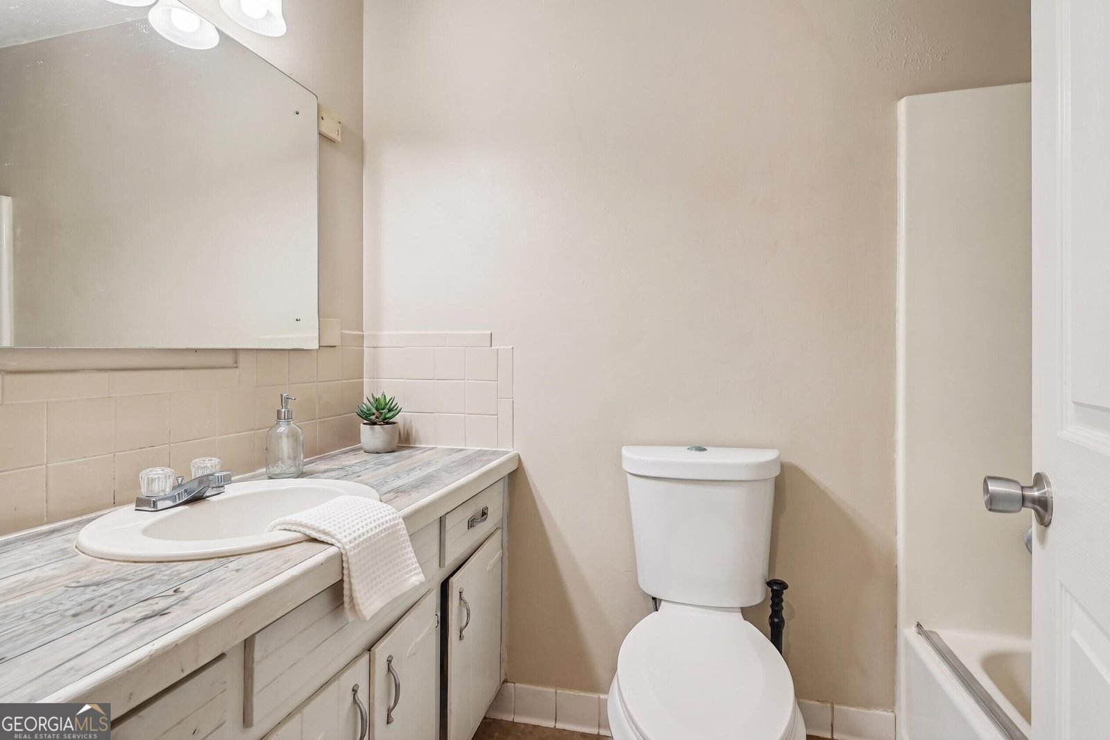 5228 Tina Court Stone Mountain - Photo 18