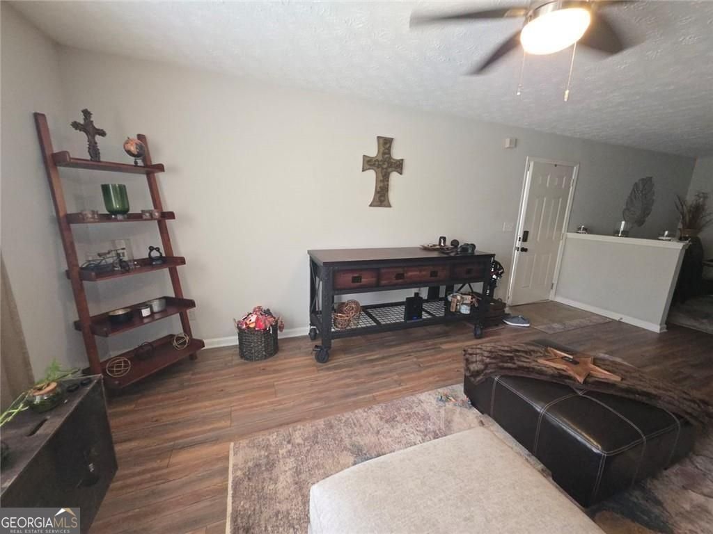 Photo 4