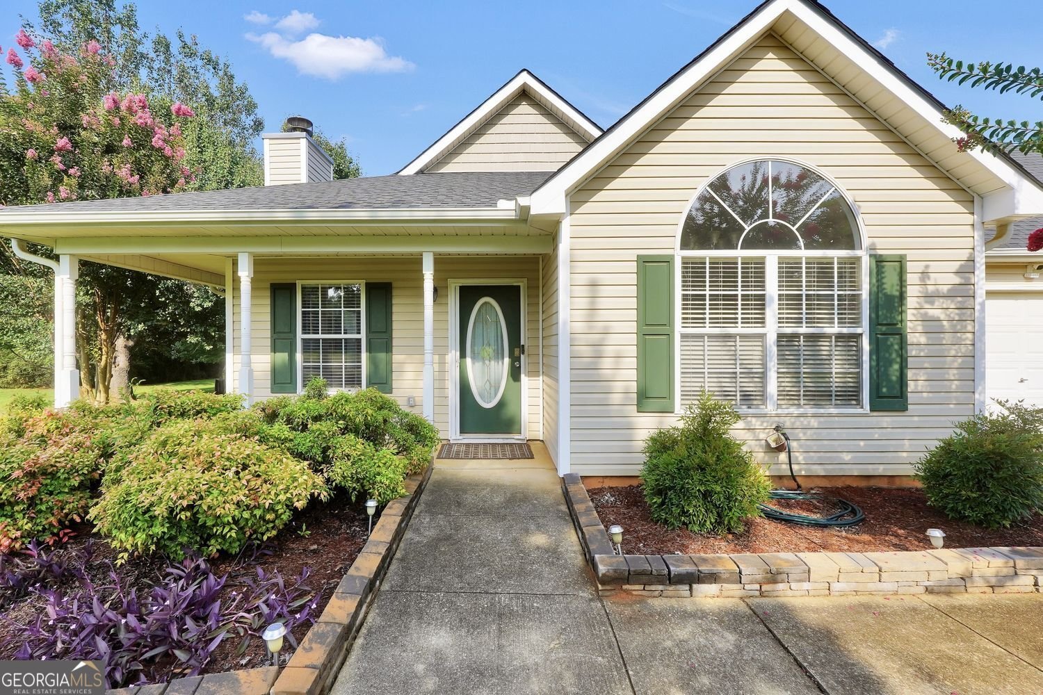 1130 Larkspur Drive Locust Grove - main photo