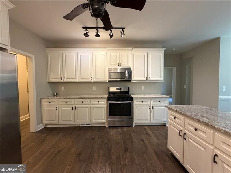 7055 Bannister Road Cumming - Photo 15