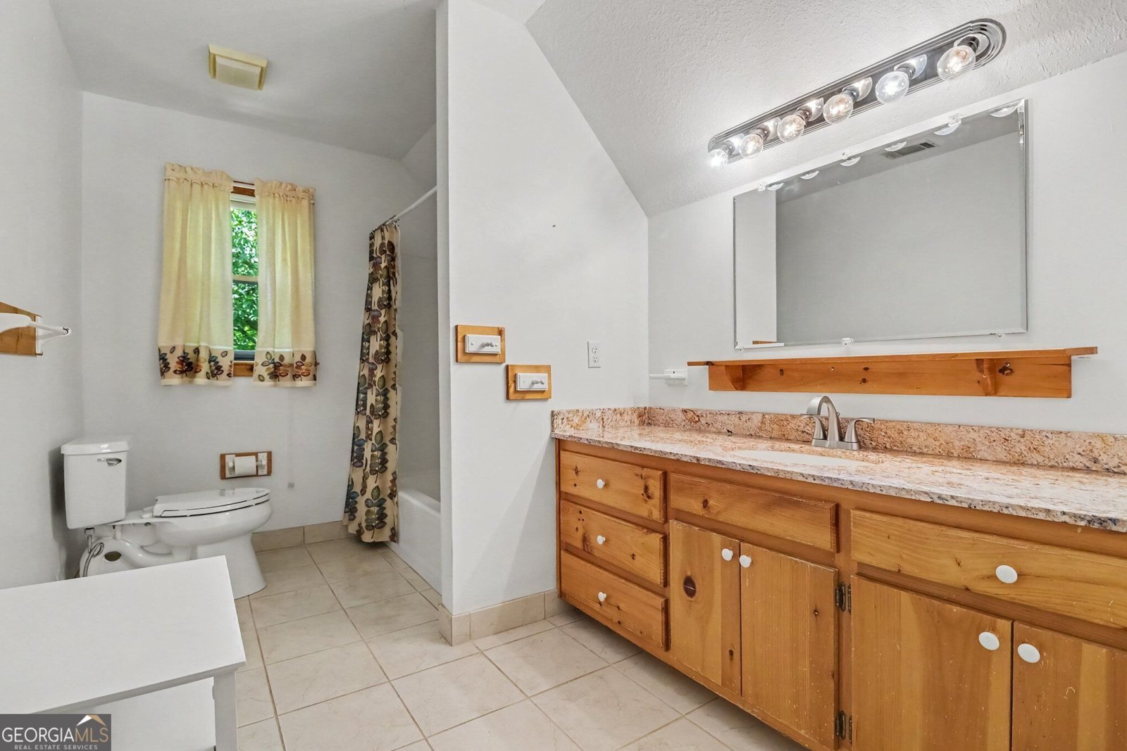 825 Satterfield Road Cleveland - Photo 18