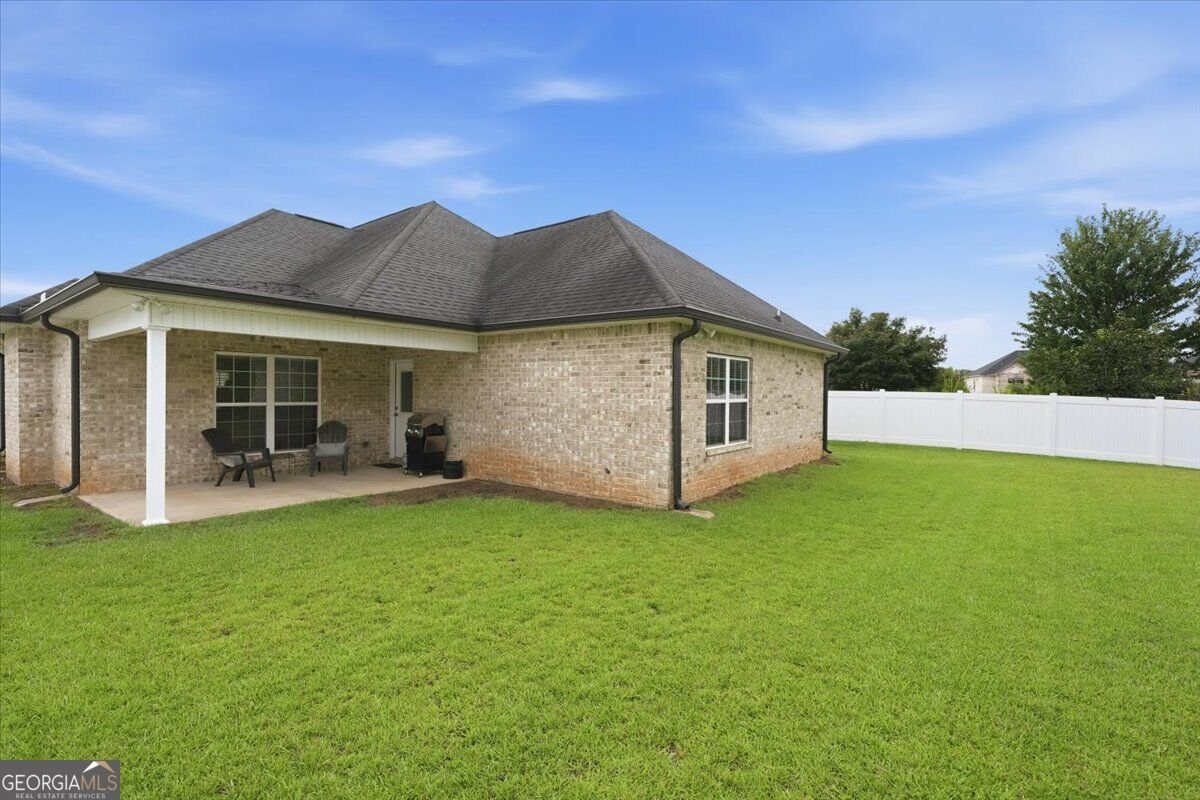 305 Lamplight Drive Byron - Photo 27