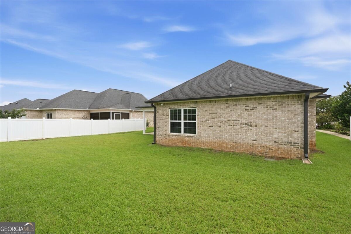 305 Lamplight Drive Byron - Photo 29