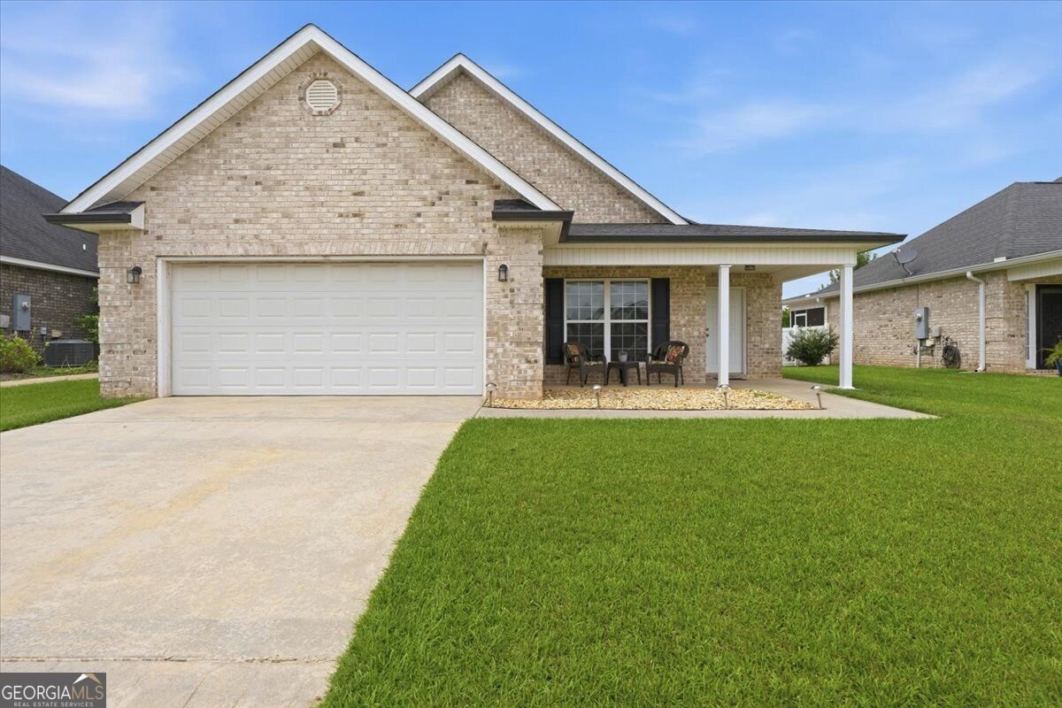 305 Lamplight Drive Byron - Photo 33