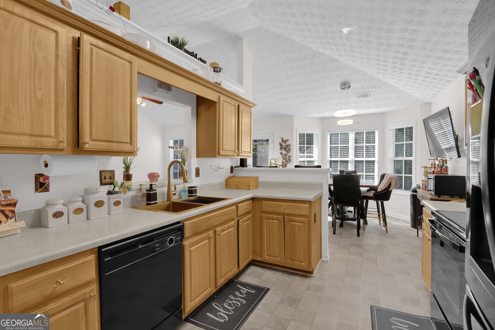 869 Martin Forest Court Lawrenceville - Photo 14