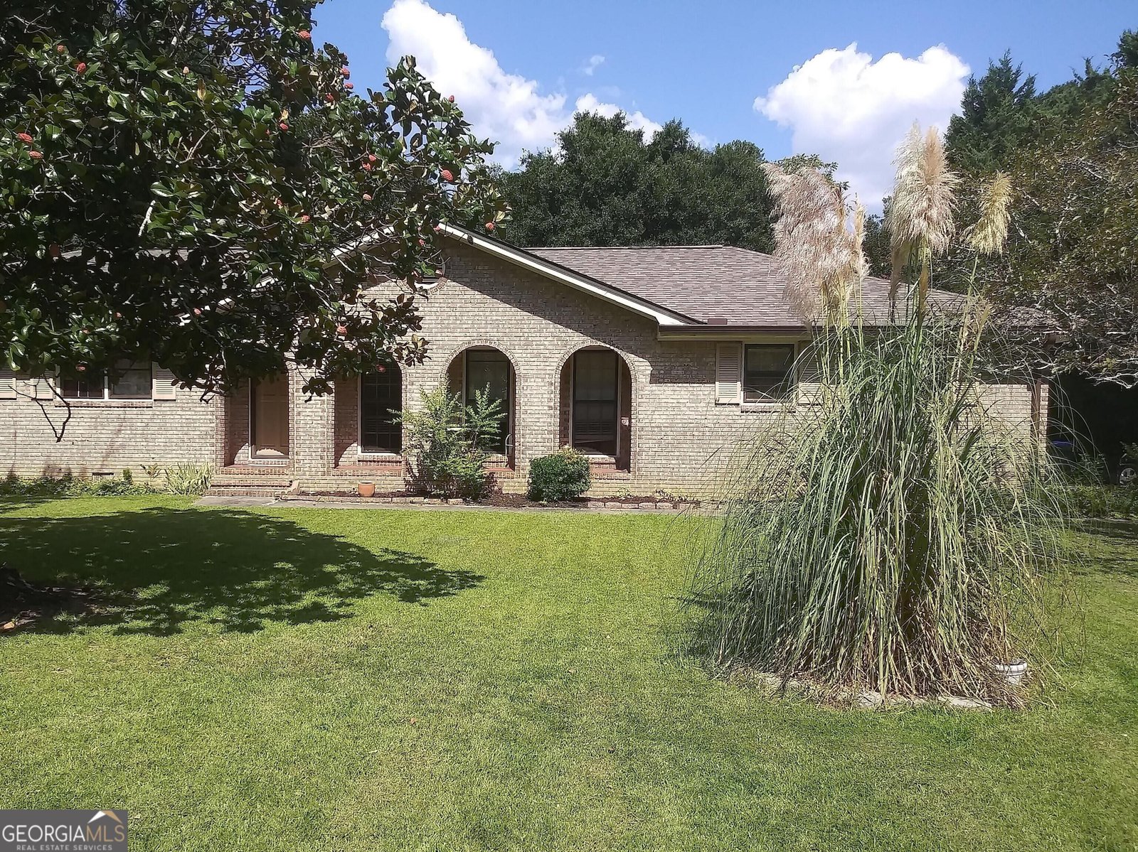 2674 Hickory Valley Drive Snellville - main photo